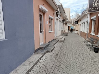 Аренда комерційного приміщення в м.Обухів за магазином Велмарт