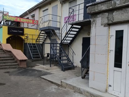 Аренда комерційного приміщення  в м.Обухів р-н Піщана