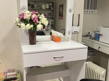 Оренда (бровіст,майстер манікюру,майстер зачісок,перукар,візажист) Павлоград