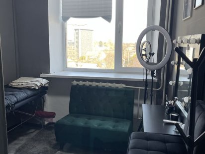 Здається в оренду кабінет повністтю готовий для роботи  в центрі міста Умань