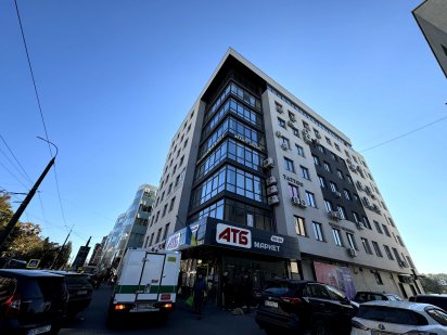 оренда приміщення по вулиці Зарічанській Хмельницкий