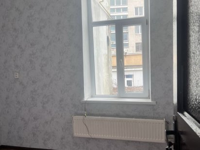 Здається невелике приміщення центр міста Хмельницький