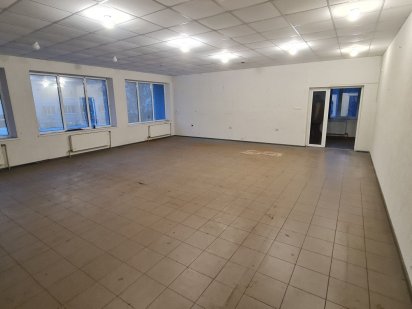 Пропоную в оренду приміщення  100м2 в ценрі міста Южноукраїнськ