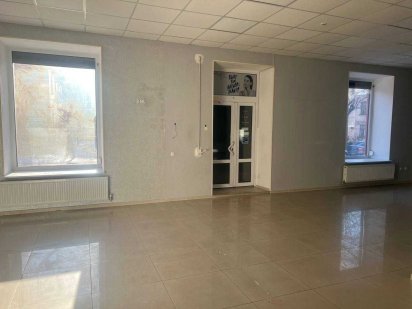 Здам фасадне приміщення, Центр, 112 м, Ремонт + зі складами Белая Церковь