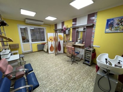 Кабінет в салоні краси під оренду (манікюр, масаж, вії) Борисполь