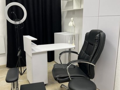 Оренда місця для майстра манікюра Вишневое