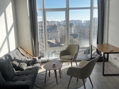 Оренда офісу погодинно в центрі Івано-Франківськ