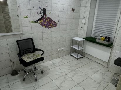 Здається кабінет в салоні(1500грн)зуп.8 міська лікарня Кривий Ріг