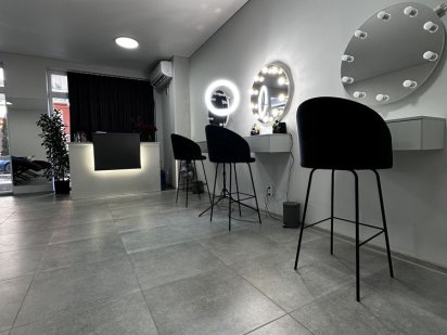 Оренда робочого місця для бровиста, візажиста, майстра по зачісках. Івано-Франківськ