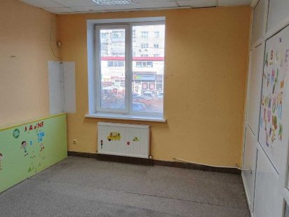 Оренда офісного приміщення площею 80 кв.м. по Зарічанській Хмельницький