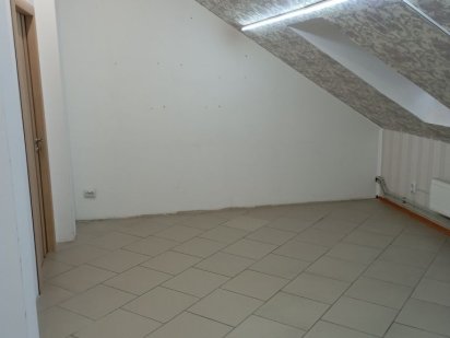 Сдам кабинет в центре города. С учётом всех КОММУНАЛЬХ услуг Кременчук