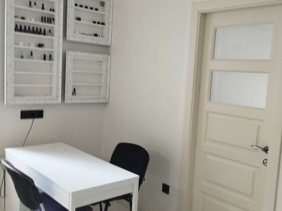 Здається в оренду робочі місце для майстра манікюру, бровиста Івано-Франківськ