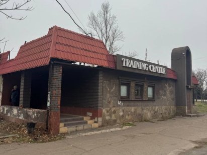 Здається в оренду приміщення по червоній лінії. Кривий Ріг