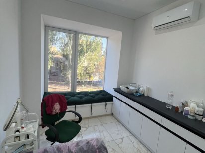 Оренда кабінета для бьюті послуг .На пів місяця,подобово та погодинно Кривий Ріг