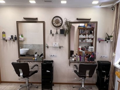 Оренда місця для перукаря,майстра манікюру/педікюру, бровиста/візажист Кривой Рог