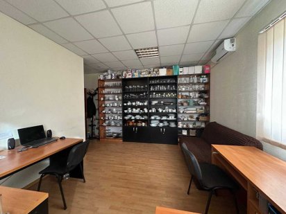 Оренда офісу 24 м2 вул. Панаса Мирного Центр парко місце Івано-Франківськ