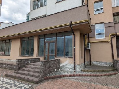 Приміщення у густонаселеному районі Івано-Франківськ