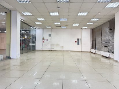 Аренда фасадного помещения 60 м.кв в ТЦ Миллениум. 95 квартал, фасад Кривий Ріг