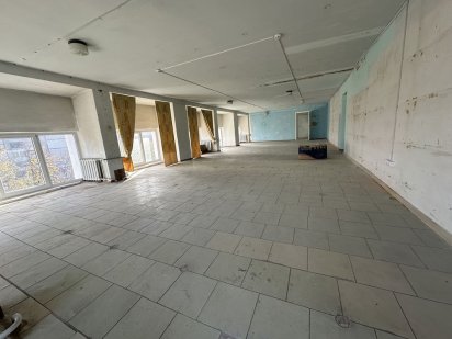 Здам зал 140м2 в центрі Суми