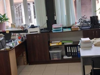 Офіси 25, 22 м2 в центрі , є парковка Івано-Франківськ