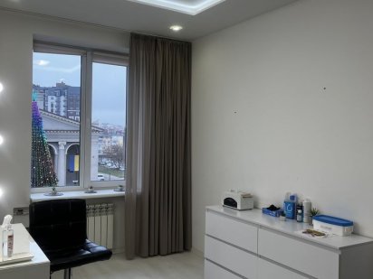 Неймовірний кабінет в центрі міста. Рівне