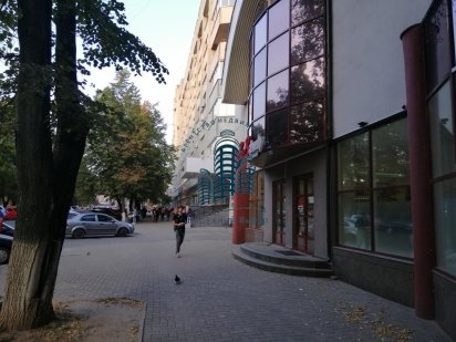 Торгово-офисное помещение на Дмитрия Коряка возле маркет опта! Полтава