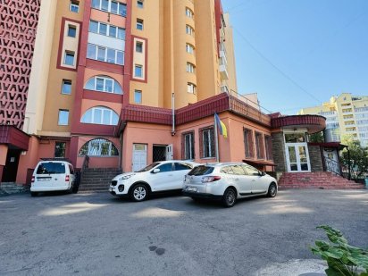 Оренда офіс, приміщення, 110 м.кв., Центр, Чорновола, Парк Ровно