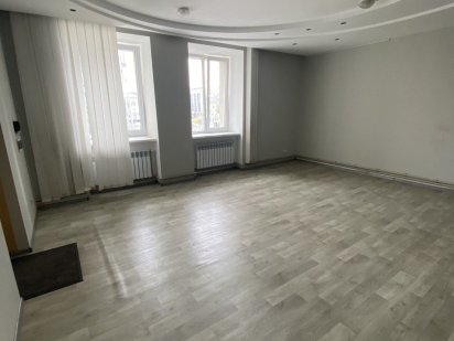 Здам офіс в центрі міста Рівне