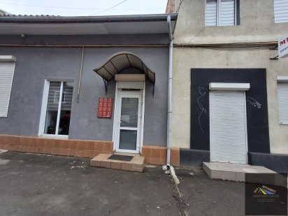 Офіс/магазин в р-ні Бартки Чернівці