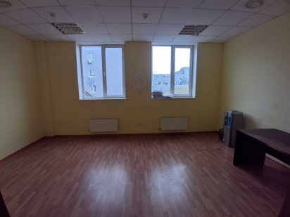 Здається офіс поблизу центру, вул. Святотроїцька, 73 Черкаси