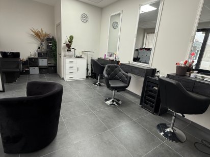 майстри манікюру Ужгород