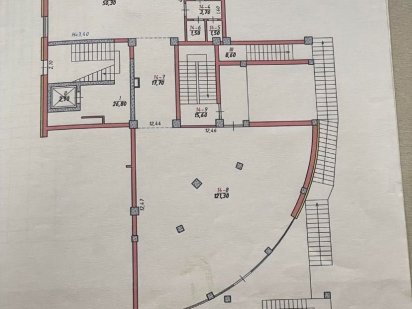 Здається фасадне приміщення оупенспейс на Героїв Майдану Чернівці
