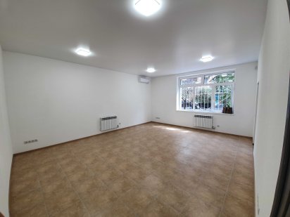 Офісне приміщення 37м2 в центрі міста Черкаси