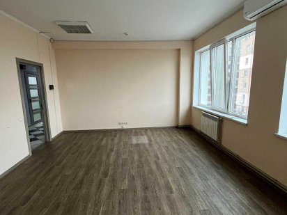 Офіс 25 м.кв. Центр Черкаси