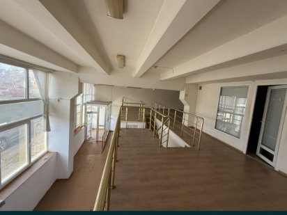 Здається ПРИМІЩЕННЯ 180м2 вул. ХОТИНСЬКА Чернівці