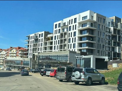 ФасадОренда приміщення Grand Hilss/БАМ/Гранд Хілс/Комерційне приміщенн Ужгород