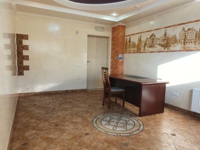 Здається приміщення під офіс Черновцы