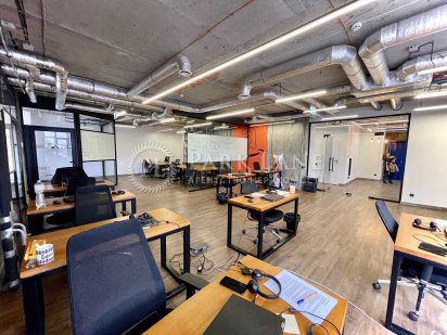 Опенспейс офіс з меблями 182 м. Генертаор. БЦ Олімпійський. Київ