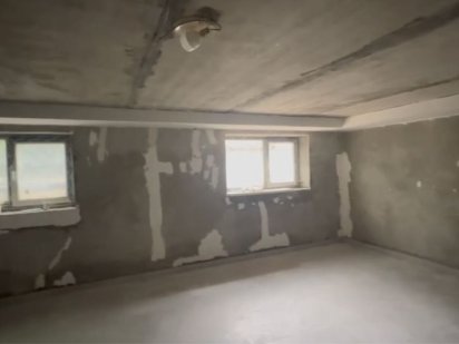 Продаж великого приміщення за крутою ціною! Ужгород