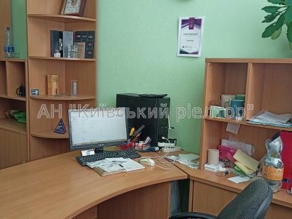 Оренда офісу біля Комфорт Тауну 13,5 м кв Киев