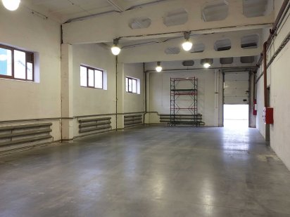 Тепле складське примішення Київ