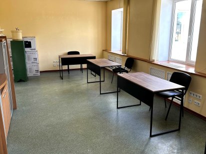 Оренда офісного приміщення 32,2 м2 по вул. Кільцева 7 (р-н ЗАЗ) Чернигов