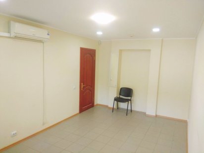 Оренда комерційного приміщення, вул. Келецька, 60 Винница