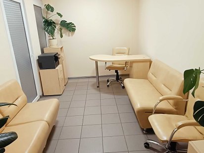 Фасадне приміщення юридичні/фінансові консультації, вул. Келецька, 60 Вінниця