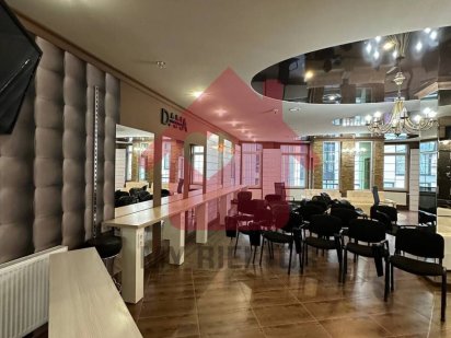 Оренда комерційного приміщення по вул.Фединця Ужгород