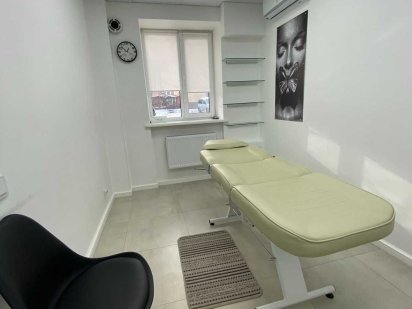 Здам в оренду кабінет для косметолога, масажиста тощо. Чернигов