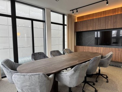 Офіс 170 м2 (20 робочих місць) Ярославів Град ЦЕНТР від власника Киев