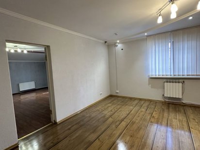 Здам в оренду офісні приміщення 53 кв та 38 кв м Винница