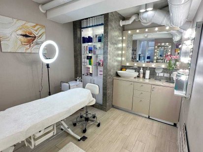 Оренда кабінету косметолога у ЦЕНТРІ ТУРГЕНІВСЬКА!!! ГЕНЕРАТОР!!! Київ