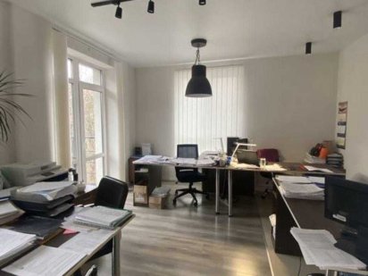 Здам приміщення, офіс на проспекті Науки (Гагарина) біля парку. Дніпро